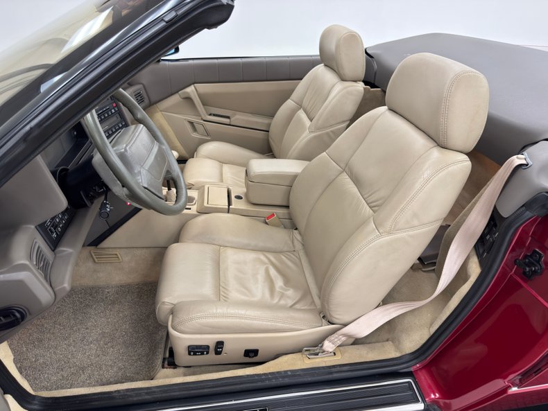 Cadillac-Allante-1993-Pearl-Red-Tan-44