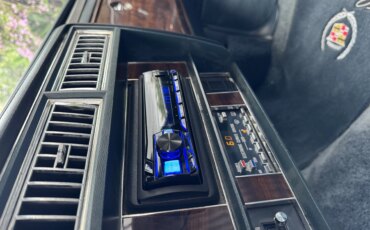 Cadillac-Brougham-1987-Blue-Blue-14