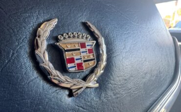 Cadillac-Brougham-1987-Blue-Blue-18