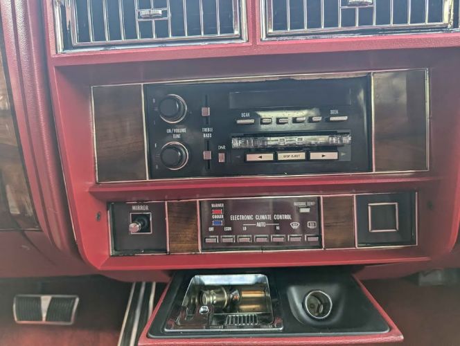 Cadillac-Brougham-1987-Red-Red-5