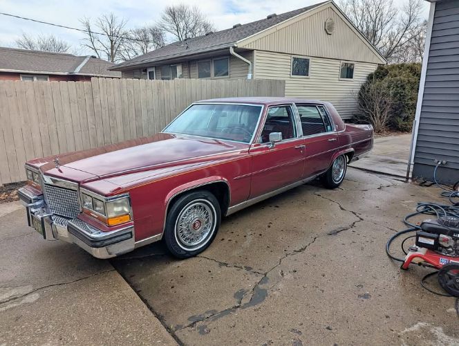 Cadillac-Brougham-1987-Red-Red-6