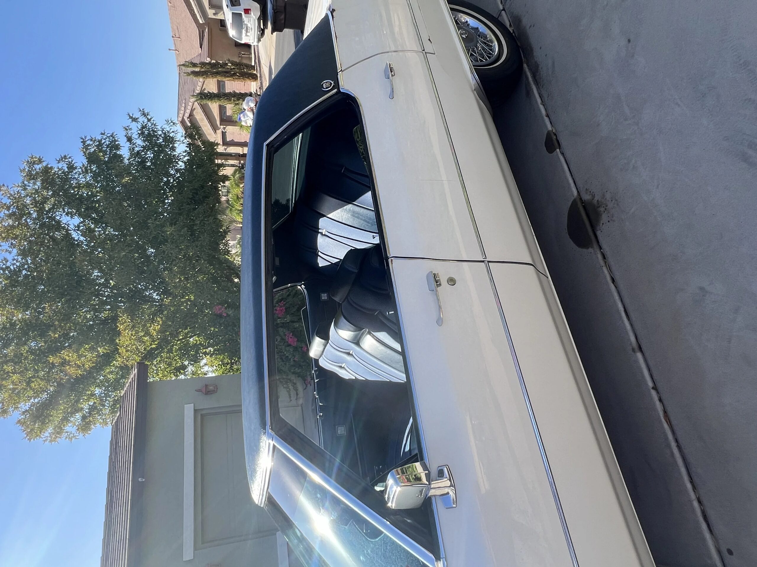 Cadillac-Calais-1973-White-Blue-13