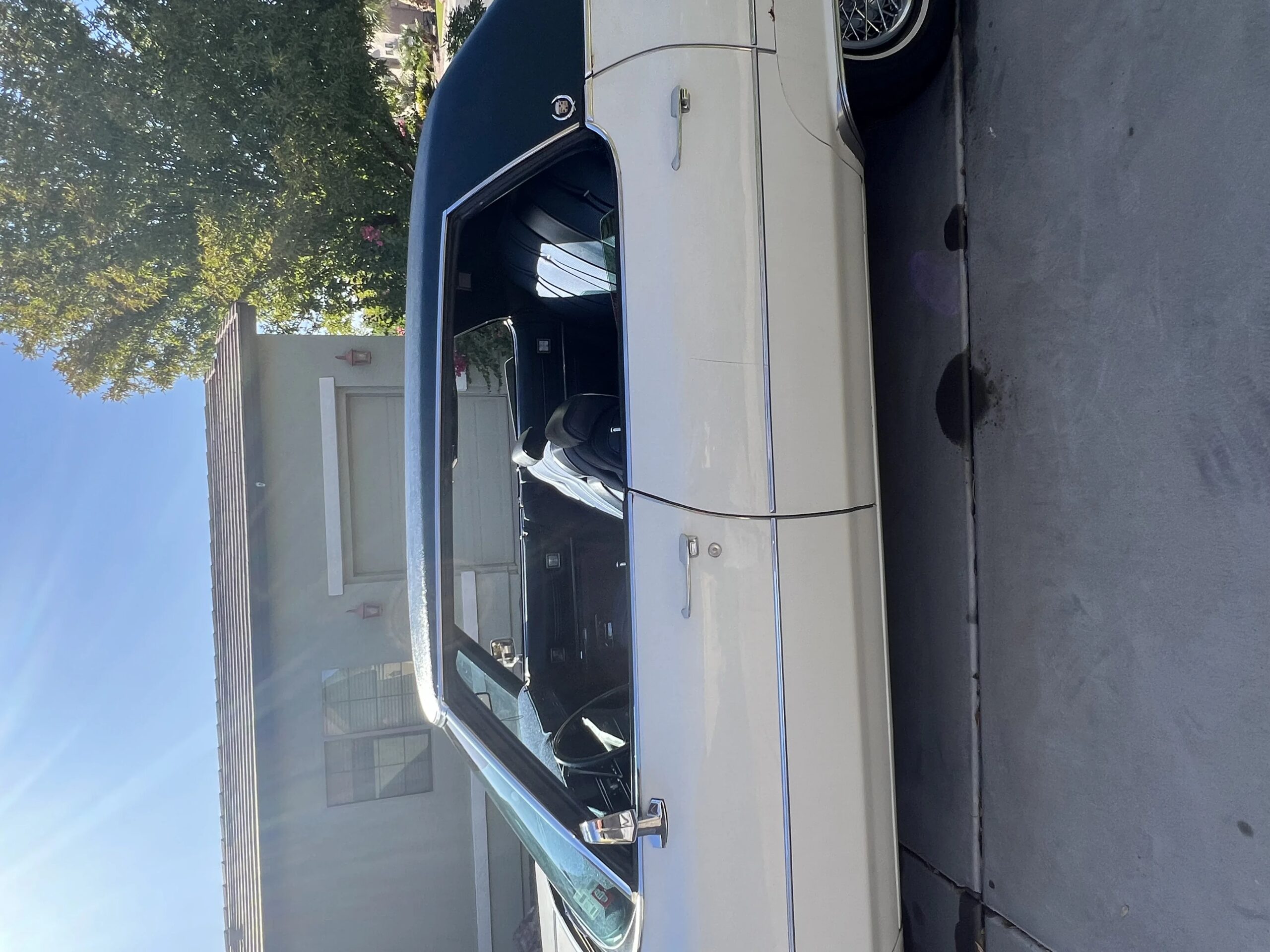 Cadillac-Calais-1973-White-Blue-15
