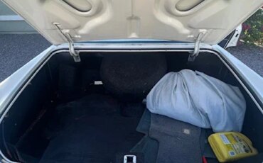 Cadillac-Calais-1973-White-Blue-20