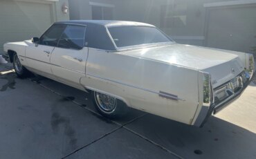Cadillac-Calais-1973-White-Blue-3