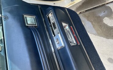 Cadillac-Calais-1973-White-Blue-8