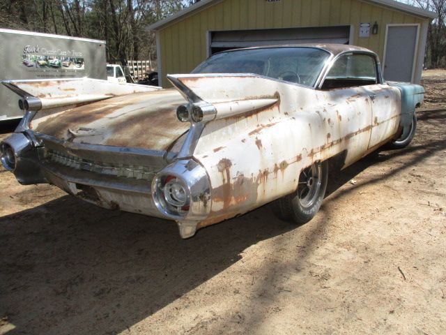 Cadillac-Coupe-deville-1959-3