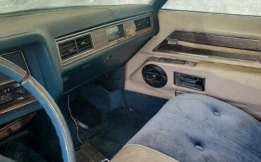 Cadillac-De-ville-1972-11