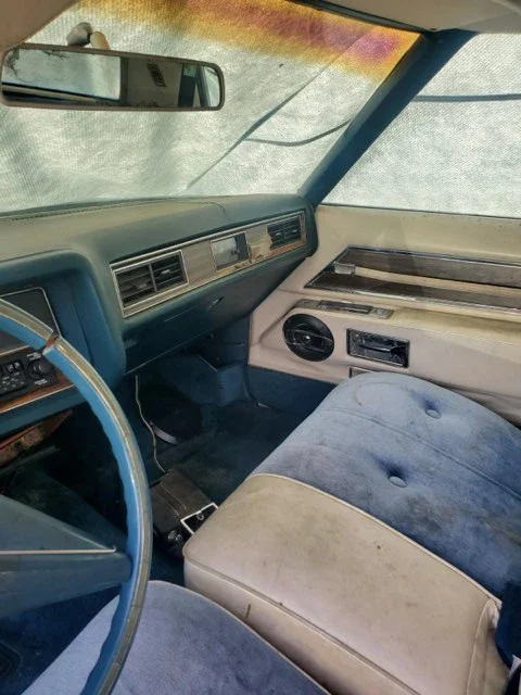 Cadillac-De-ville-1972-11