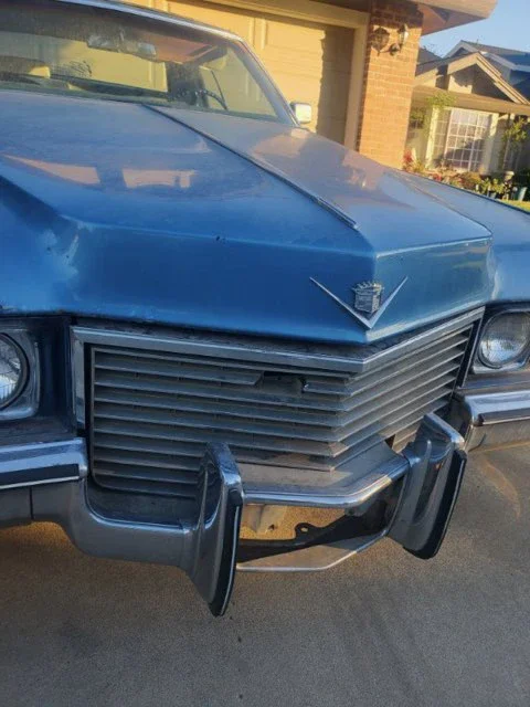 Cadillac-De-ville-1972-12