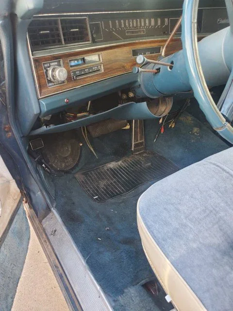 Cadillac-De-ville-1972-14