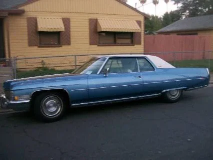 Cadillac-De-ville-1972-7