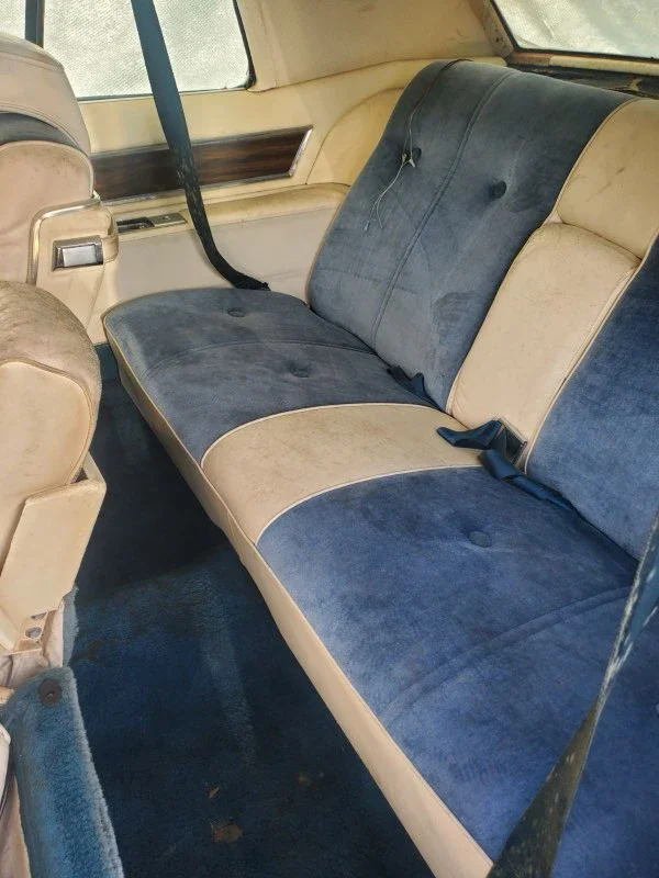 Cadillac-De-ville-1972-8