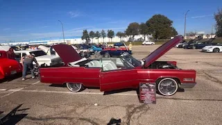 Cadillac-De-ville-convertible-1966-Red-Red-10