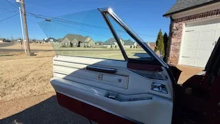 Cadillac-De-ville-convertible-1966-Red-Red-25