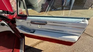 Cadillac-De-ville-convertible-1966-Red-Red-26