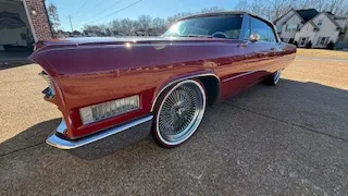 Cadillac-De-ville-convertible-1966-Red-Red-30