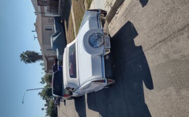 Cadillac-De-ville-convertible-1970-White-Red