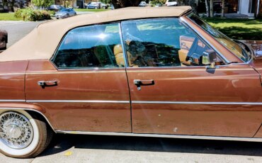 Cadillac-De-ville-convertible-1978-Brown-Tan-1
