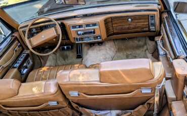 Cadillac-De-ville-convertible-1978-Brown-Tan-17