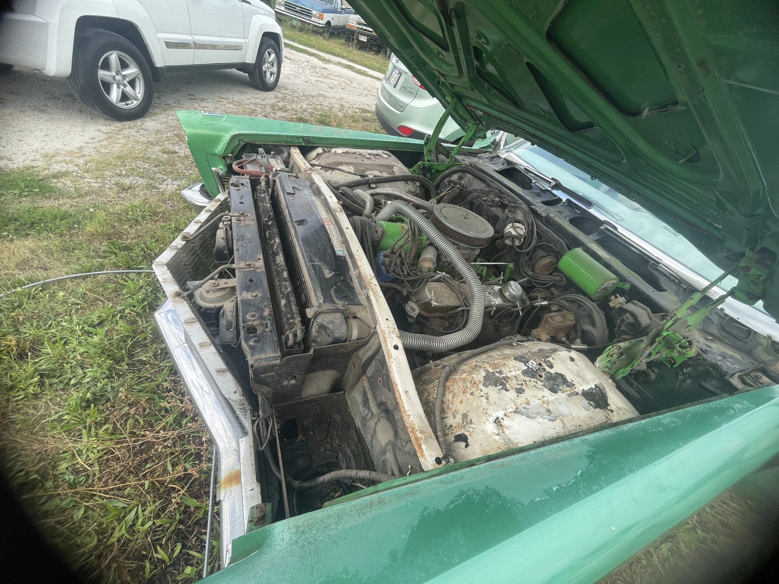 Cadillac-De-ville-coupe-1968-Green-Green-16