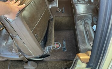Cadillac-De-ville-coupe-1975-Yellow-Brown-4