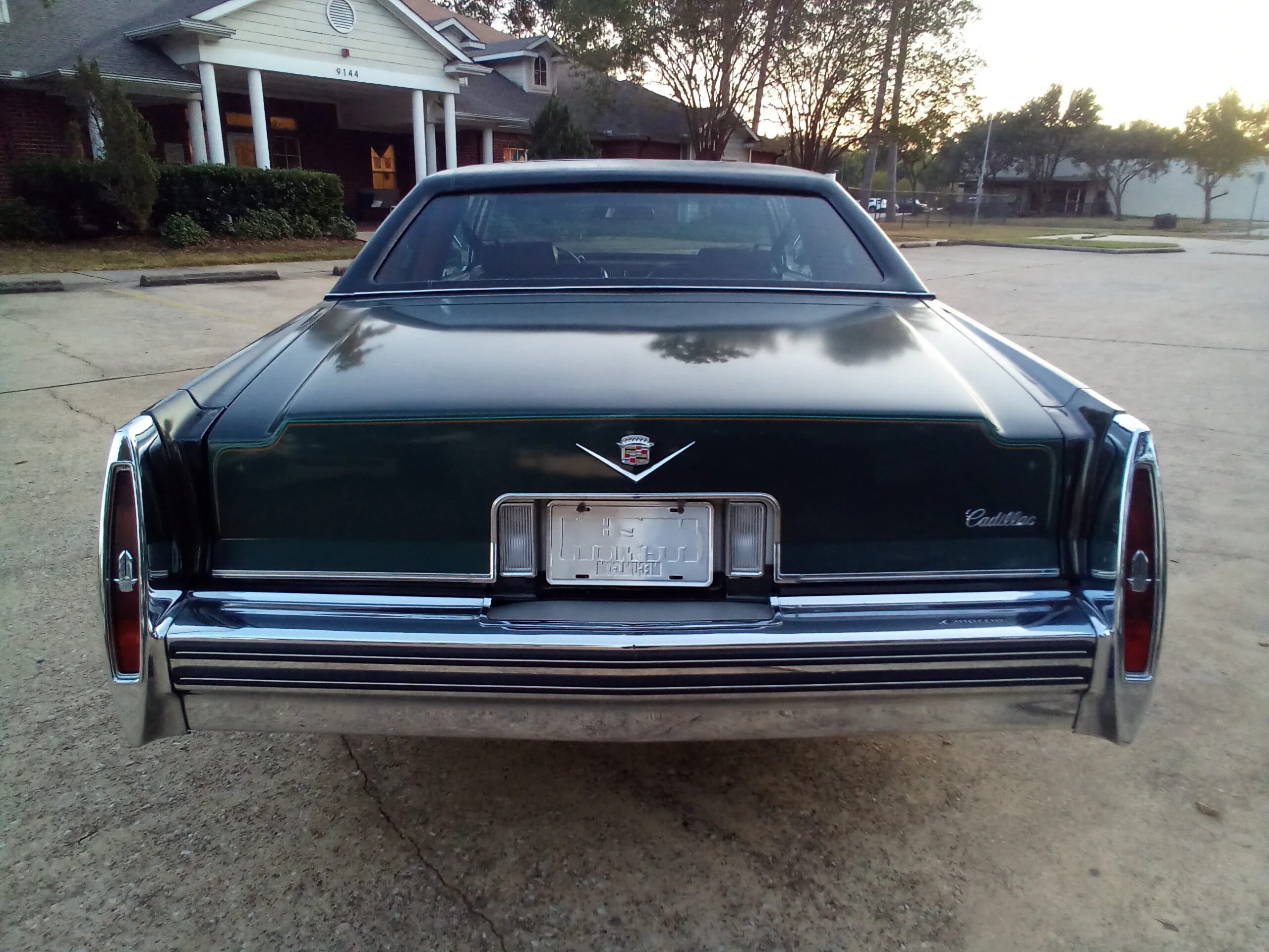 Cadillac-De-ville-coupe-1979-Green-Beige-15