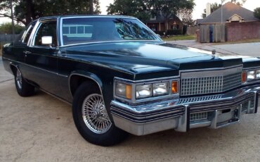 Cadillac-De-ville-coupe-1979-Green-Beige-16