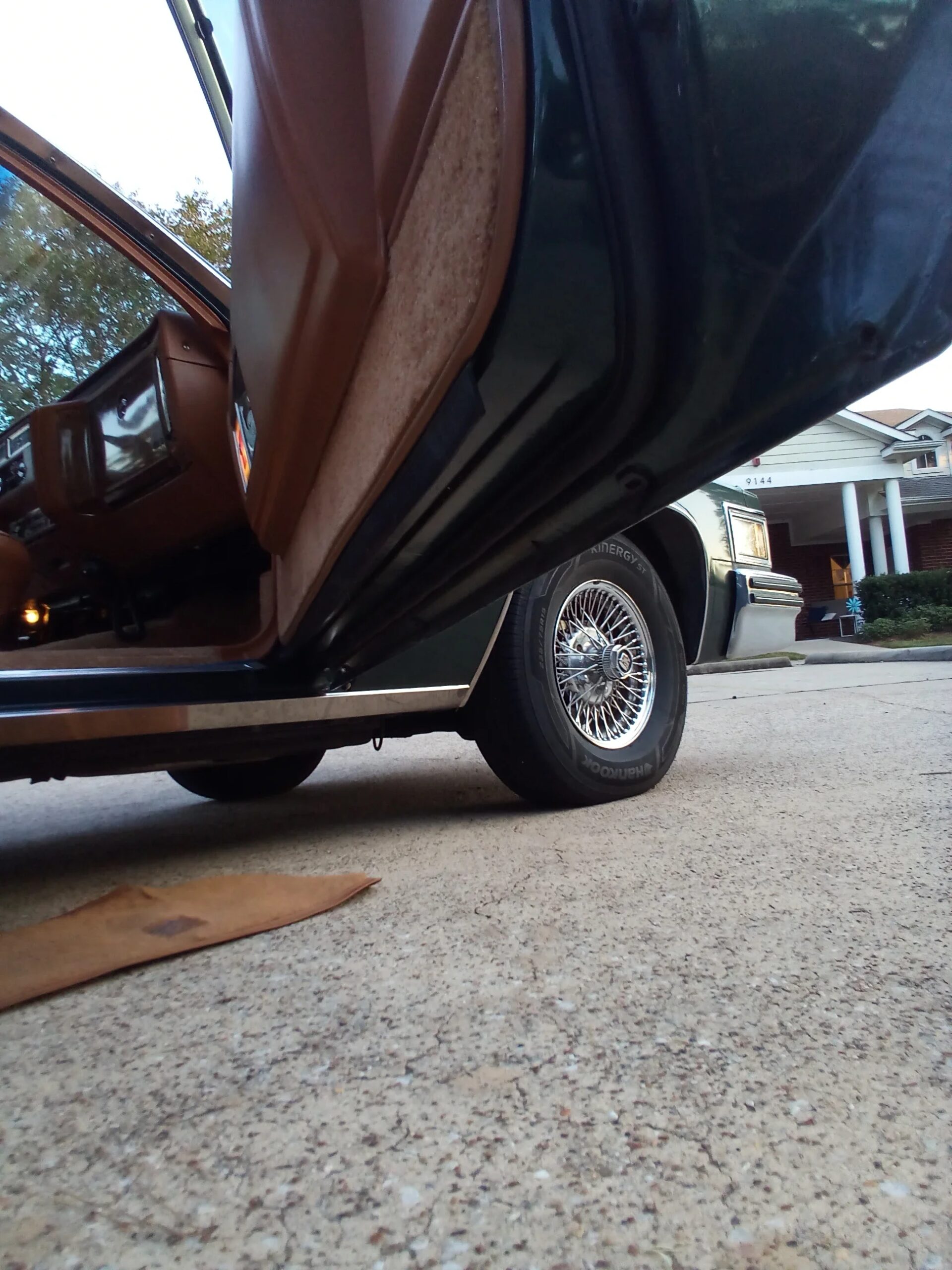 Cadillac-De-ville-coupe-1979-Green-Beige-25