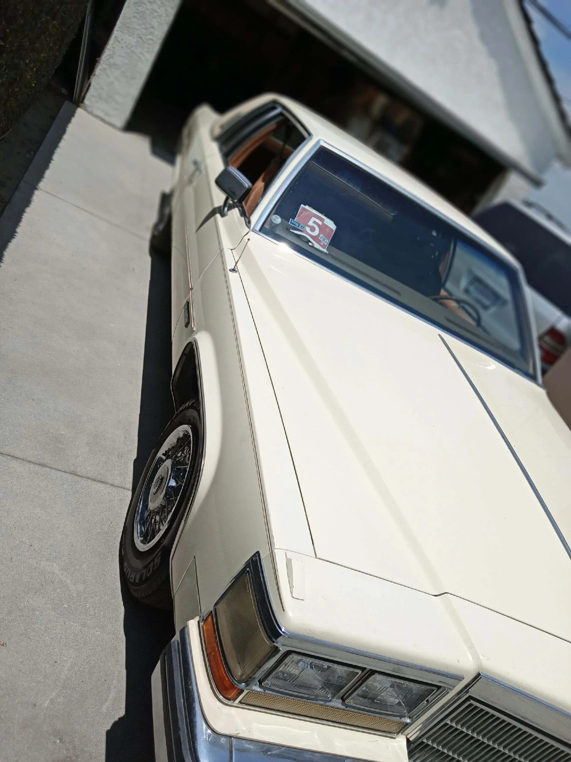 Cadillac-De-ville-coupe-1983-Other-Beige-2