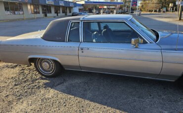 Cadillac-De-ville-coupe-1984-Gray-Blue-1