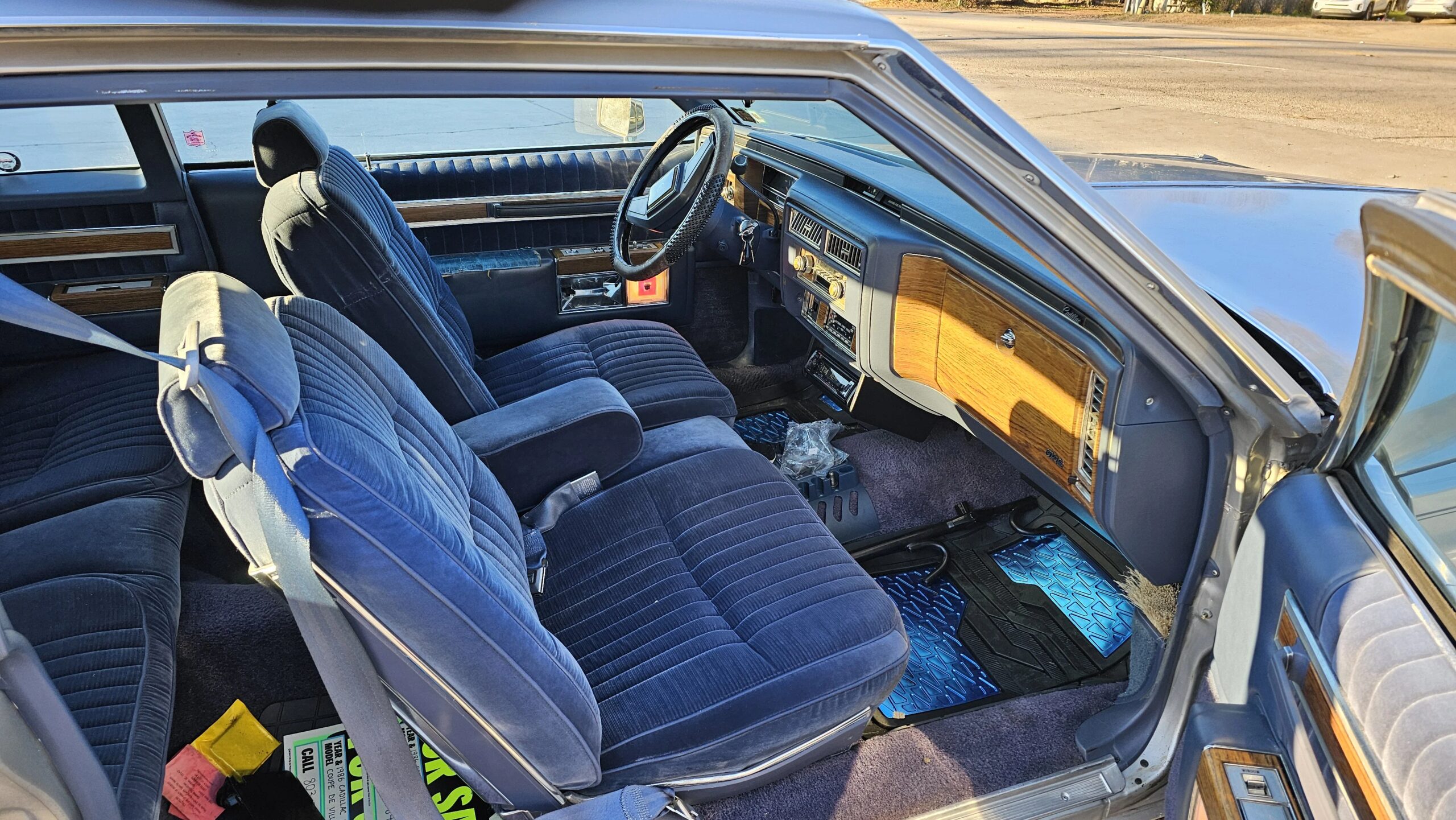 Cadillac-De-ville-coupe-1984-Gray-Blue