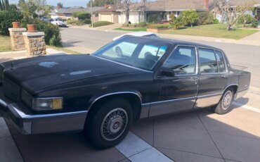 Cadillac-De-ville-coupe-1989-Black-2