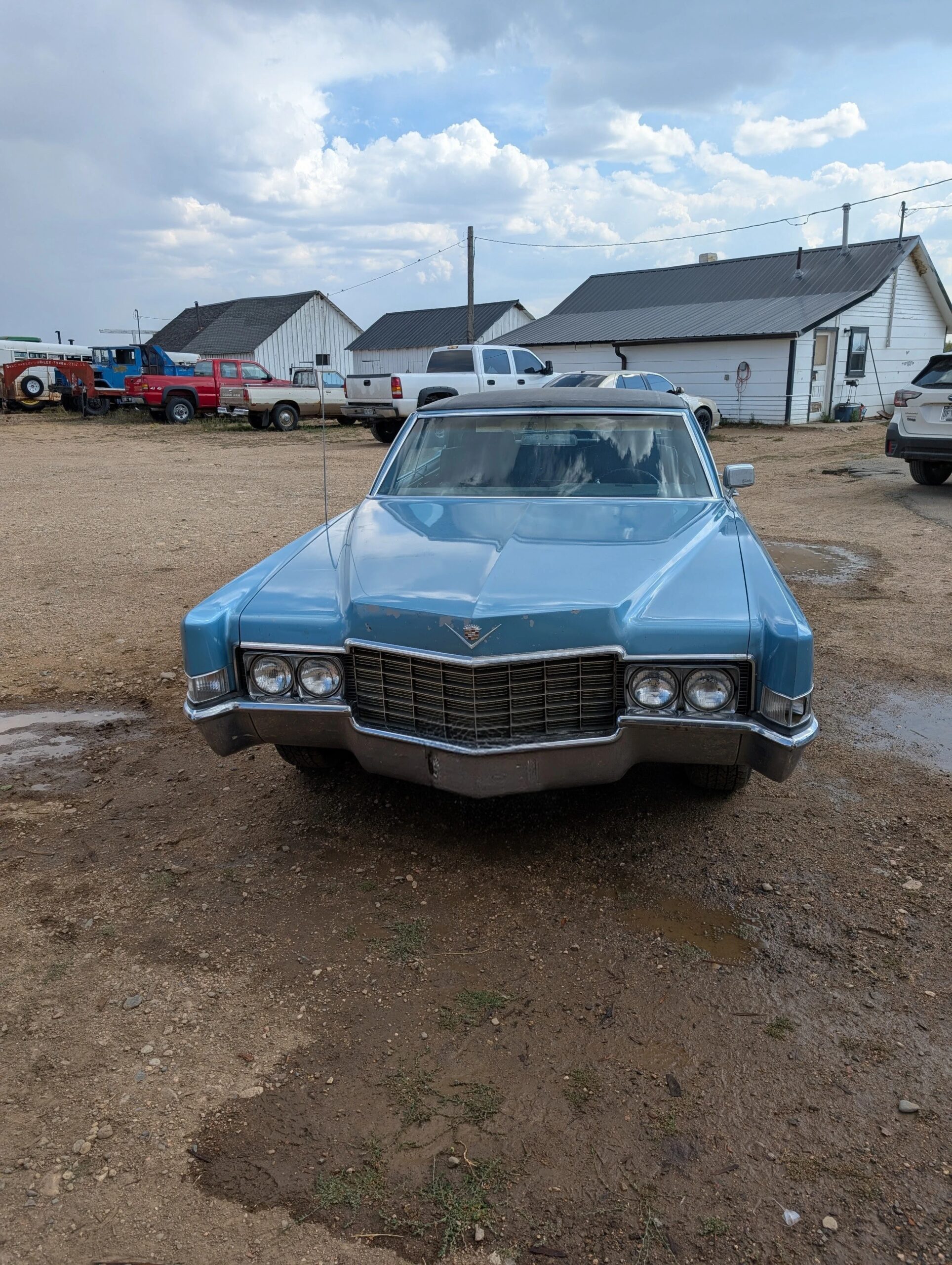 Cadillac-De-ville-sedan-1969-Blue-Blue-1