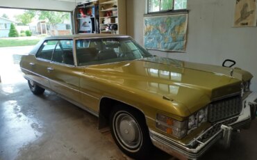Cadillac-De-ville-sedan-1974-Gold-Gold-20