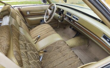 Cadillac-De-ville-sedan-1974-Gold-Gold-23