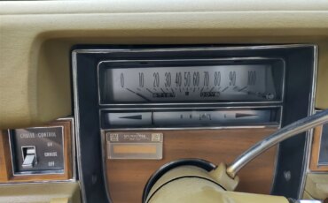 Cadillac-De-ville-sedan-1974-Gold-Gold-8