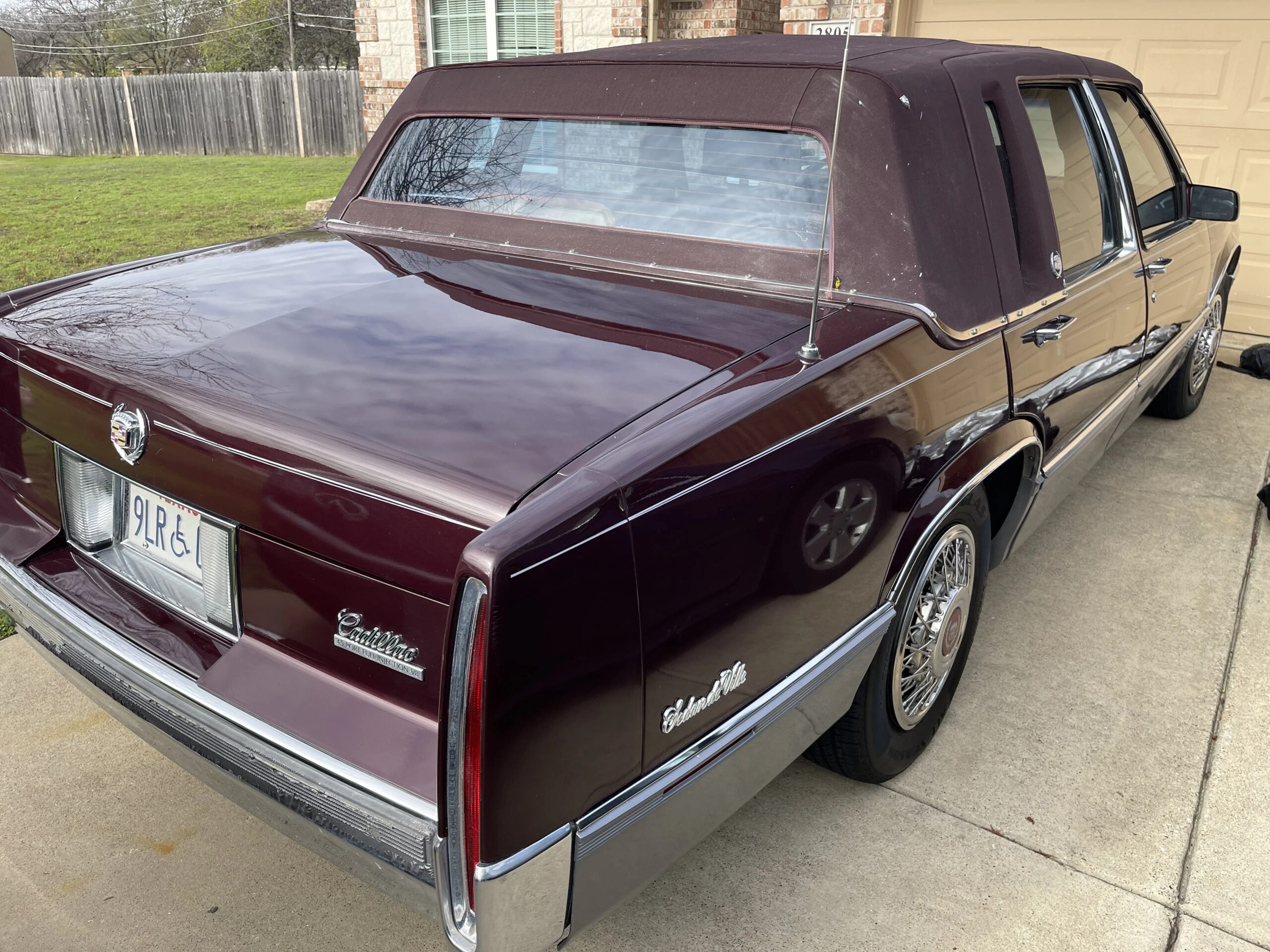 Cadillac-De-ville-sedan-1990-Burgundy-Burgundy-23