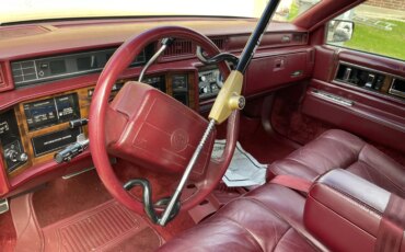 Cadillac-De-ville-sedan-1990-Burgundy-Burgundy-27