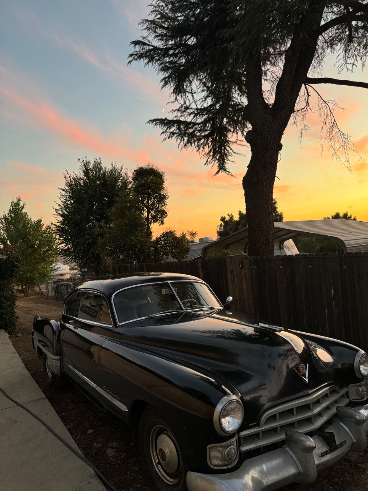 Cadillac-DeVille-1948-4