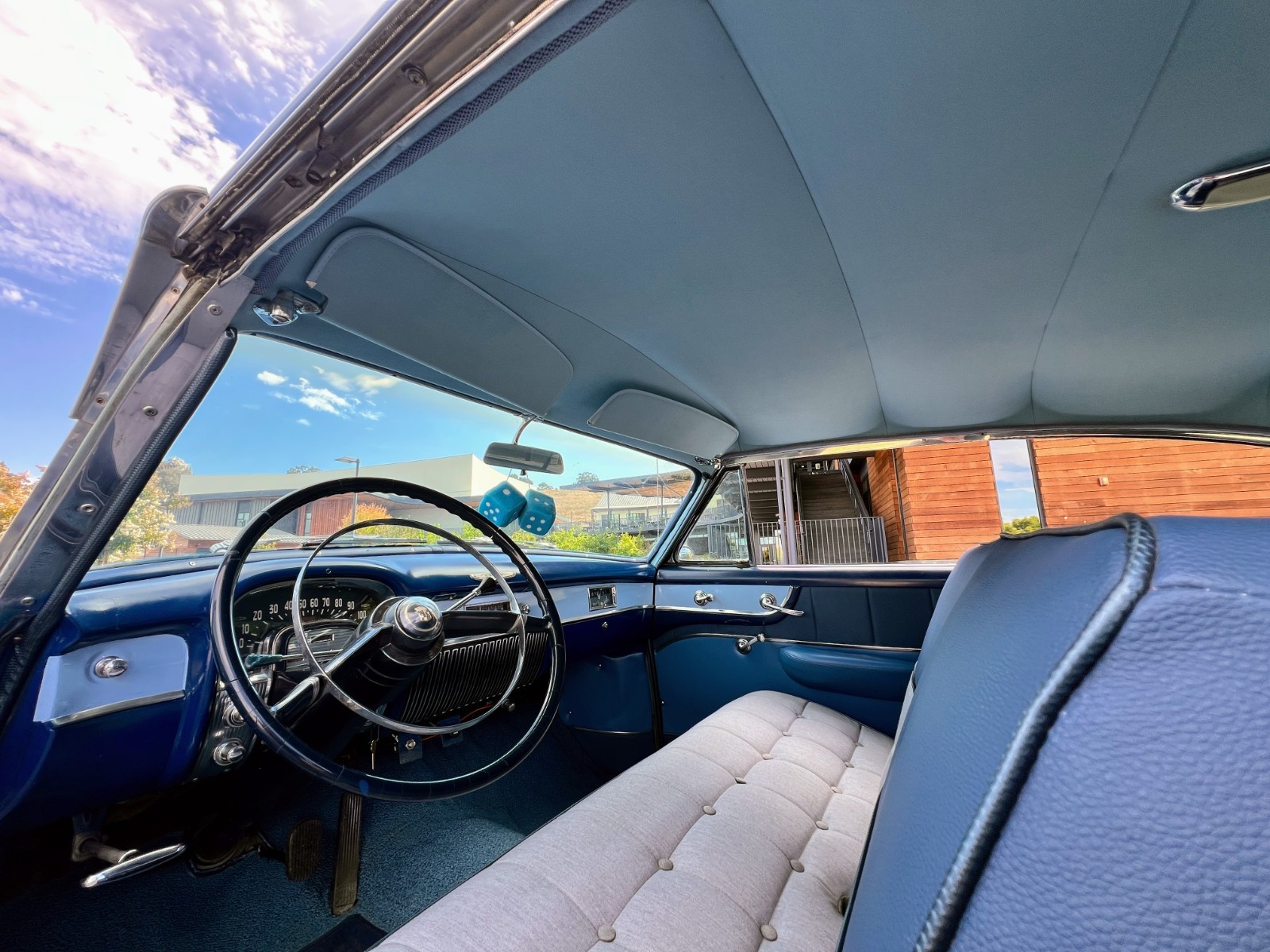 Cadillac-DeVille-1952-26