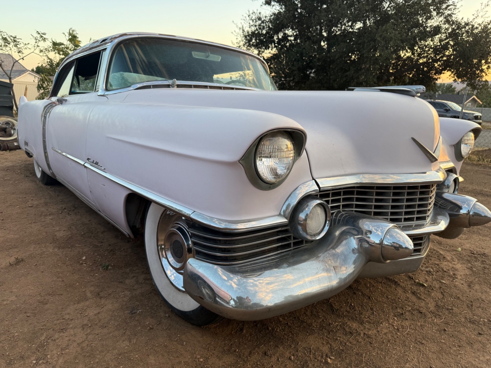 Cadillac-DeVille-1954-Coupe-3