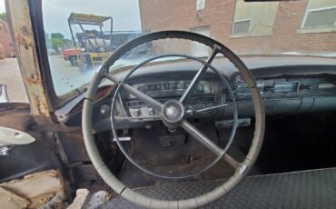 Cadillac-DeVille-1956-Sedan-9