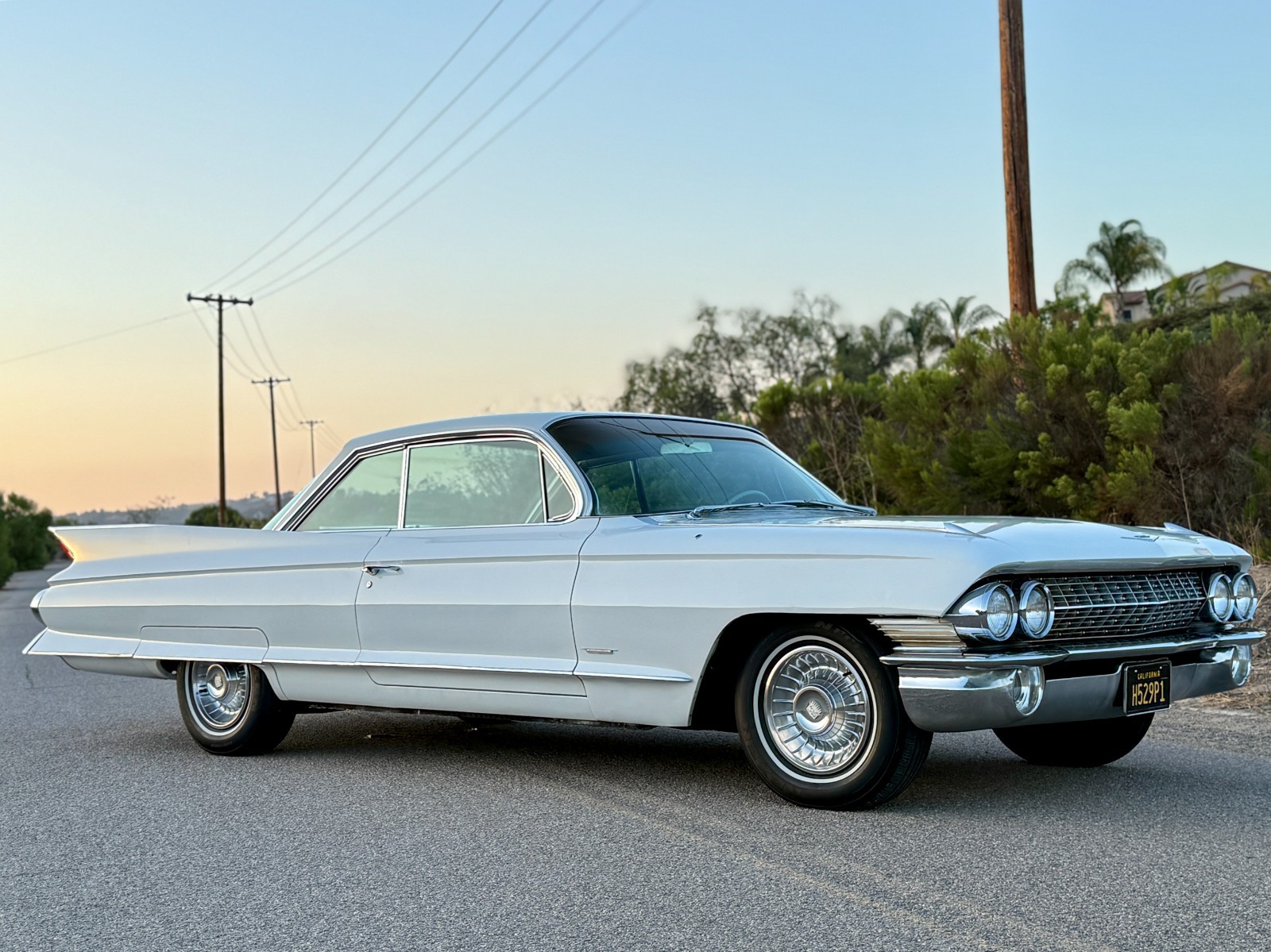 Cadillac-DeVille-1961-Coupe-20