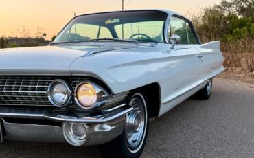 Cadillac-DeVille-1961-Coupe-30