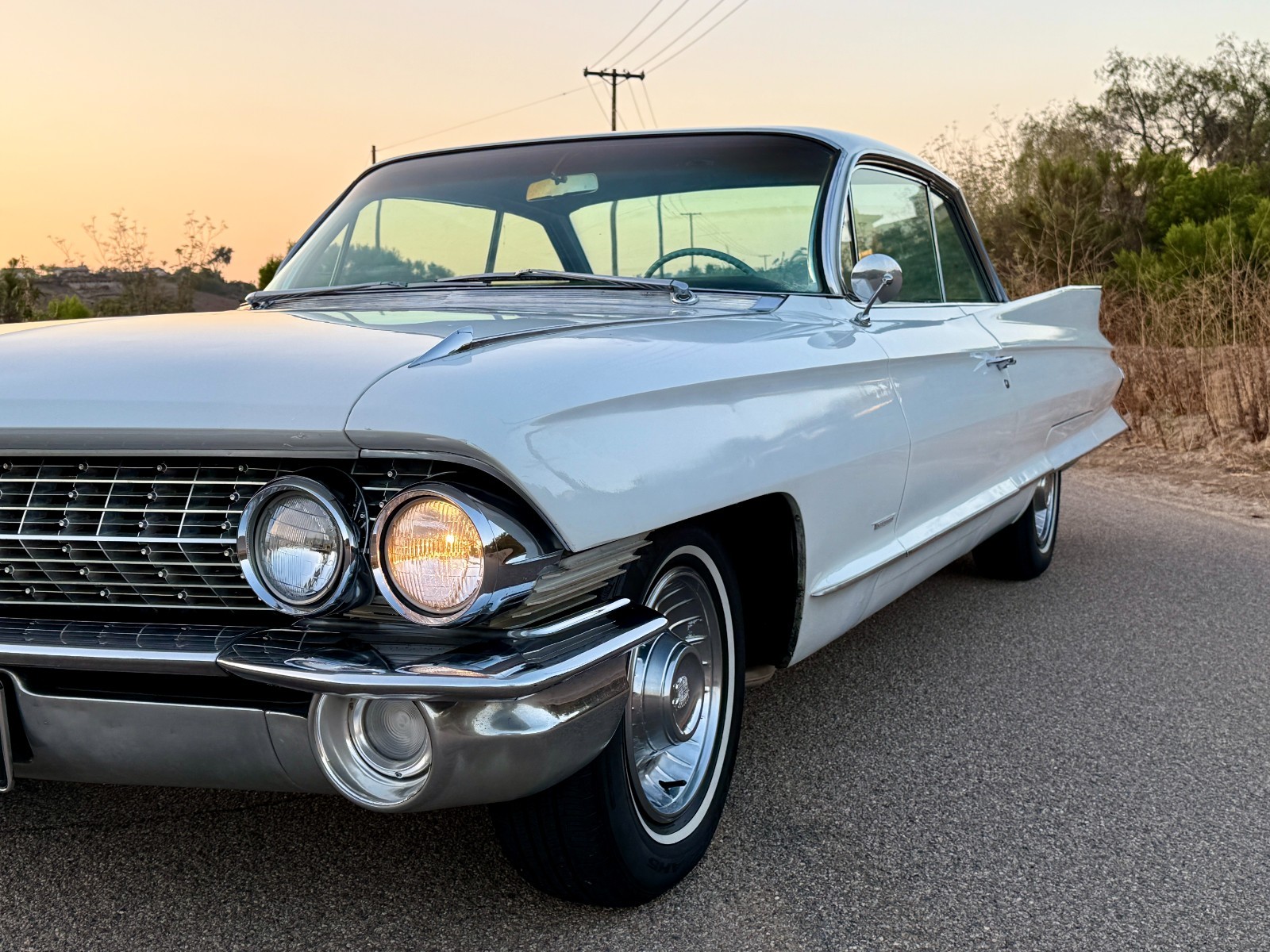 Cadillac-DeVille-1961-Coupe-30