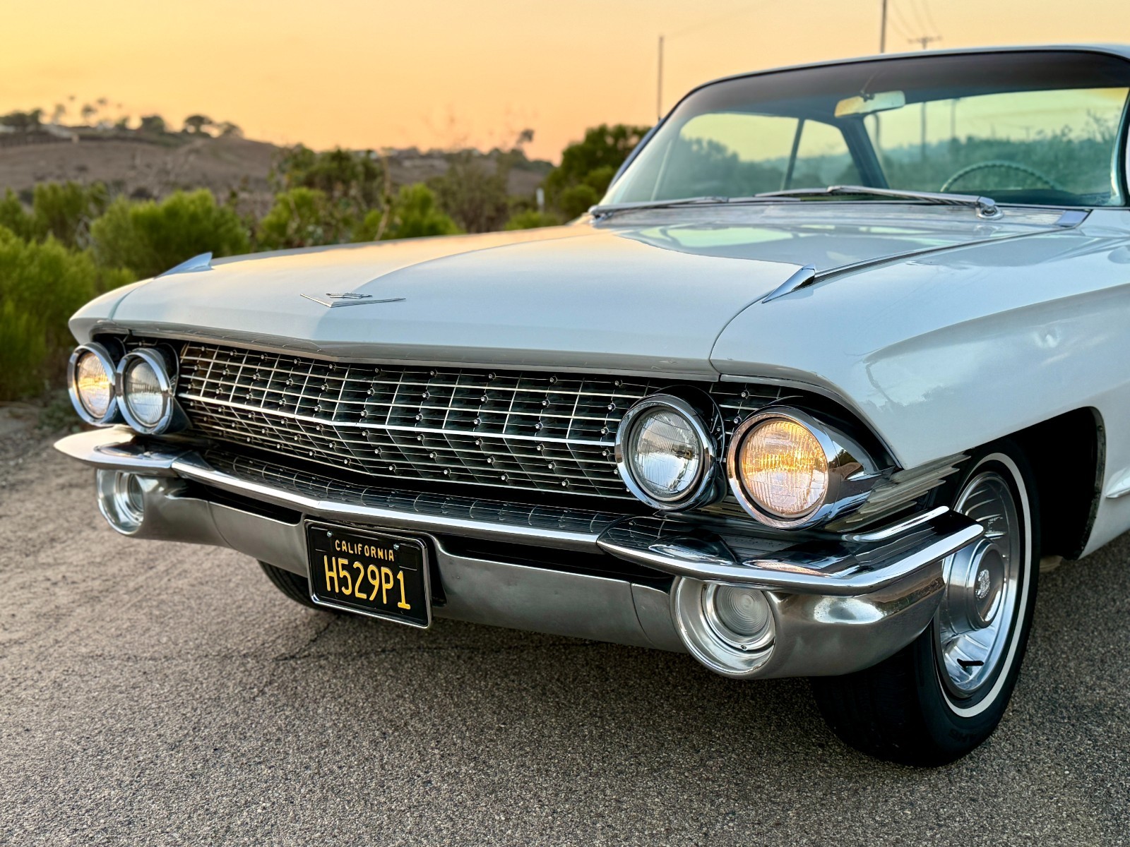 Cadillac-DeVille-1961-Coupe-7