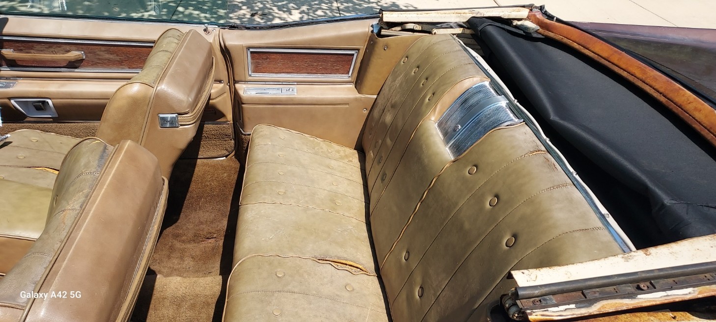 Cadillac-DeVille-1968-Convertible-8