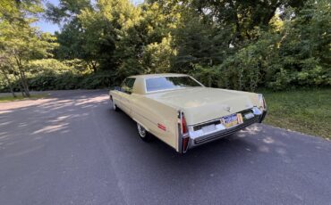 Cadillac-DeVille-1973-11