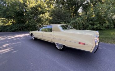 Cadillac-DeVille-1973-12